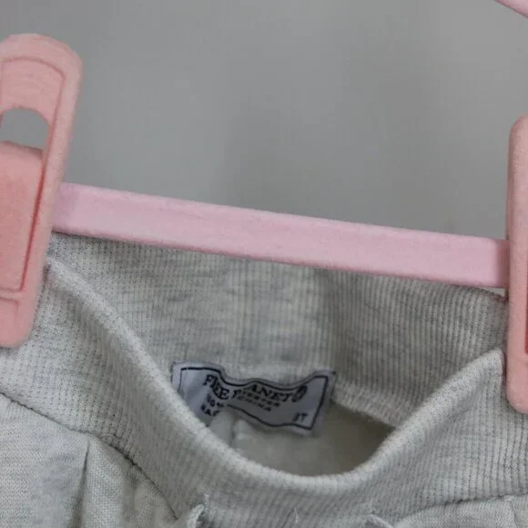 Toddler Girl 2 piece set - Picture 3 of 8